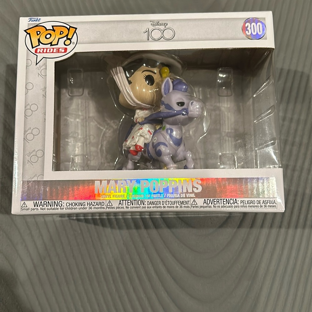 Funko  Pop Mary Poppins collectible